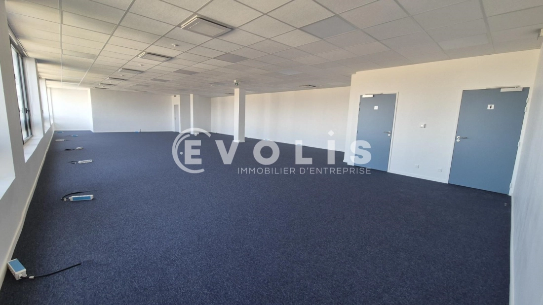 Photo 3 – location bureaux	CHESSY (77700)