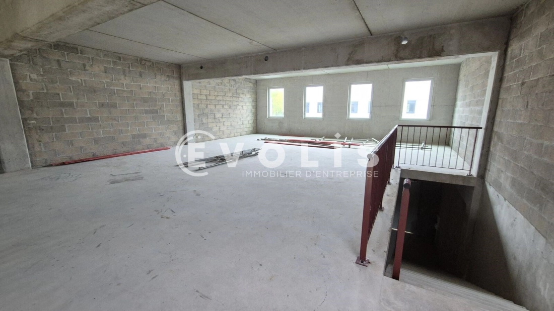 Photo 3 – location Entrepôts / activités	SERRIS (77700)