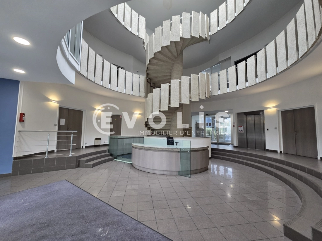 Photo 2 – vente bureaux	PALAISEAU (91120)