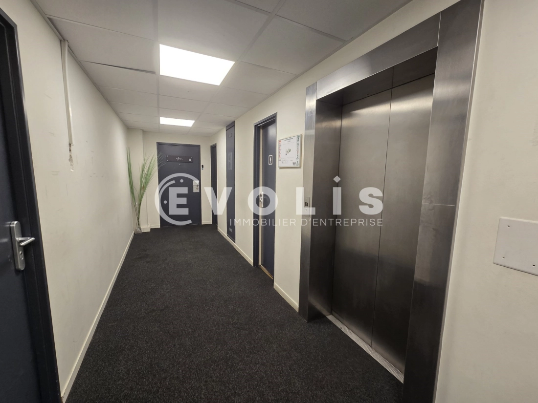 Photo 5 – location bureaux	PALAISEAU (91120)