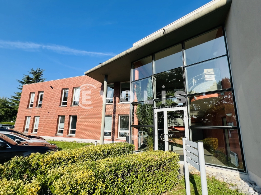 Photo 2 – location bureaux	MAGNY LE HONGRE (77700)