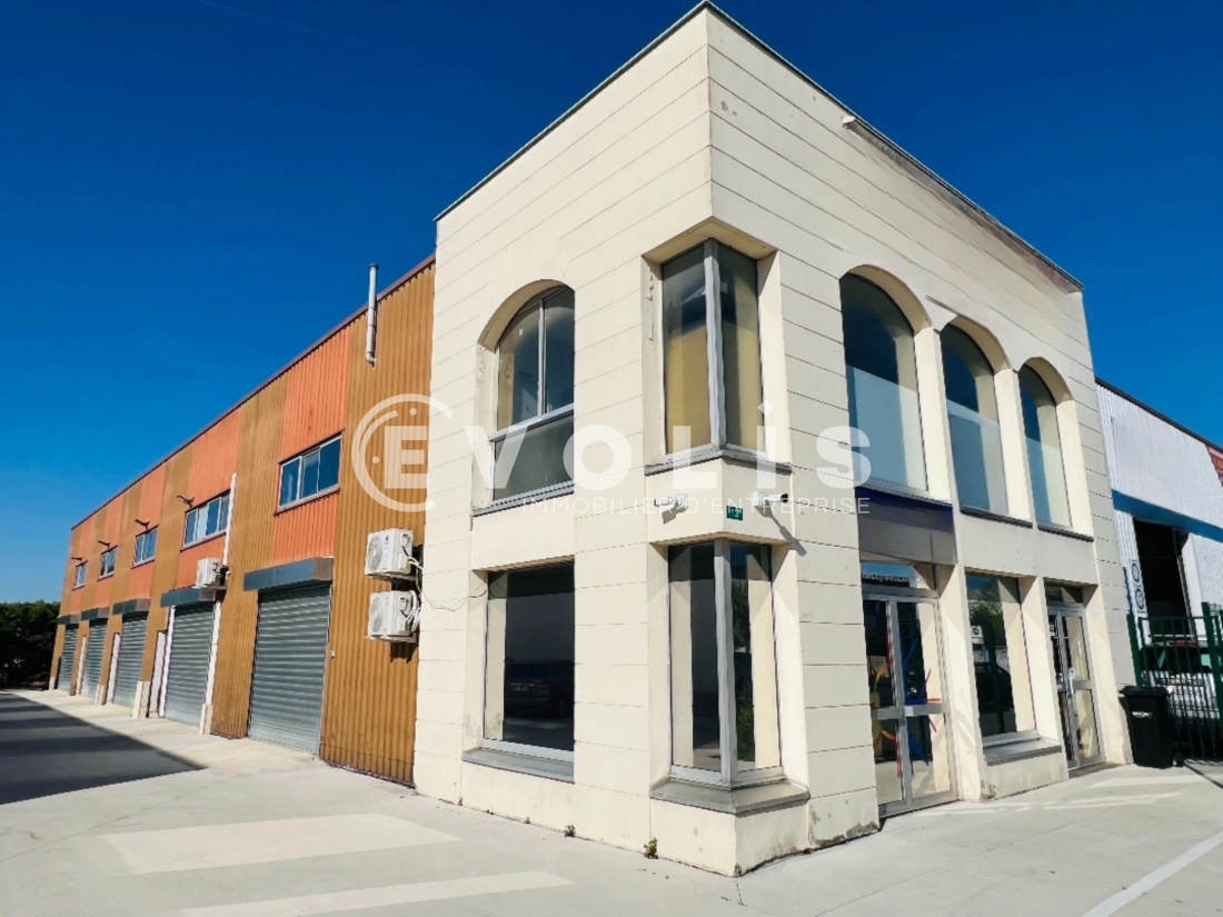 Photo 3 – location Entrepôts / activités	ROISSY EN BRIE (77680)