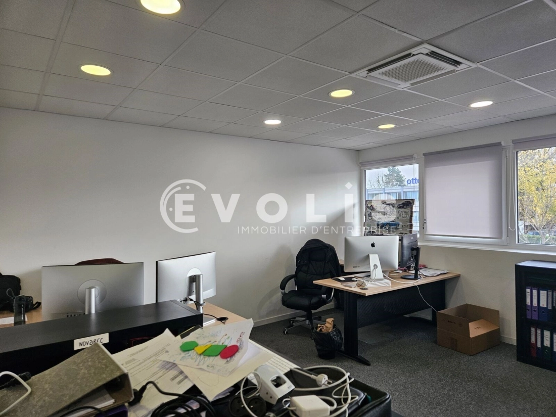 Photo 9 – location bureaux	LES ULIS (91940)