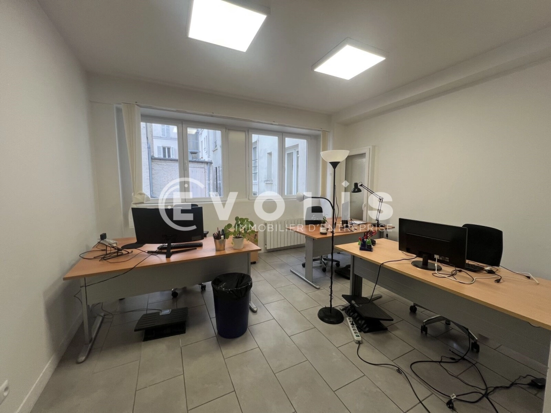Photo 9 – location bureaux	PARIS (75019)