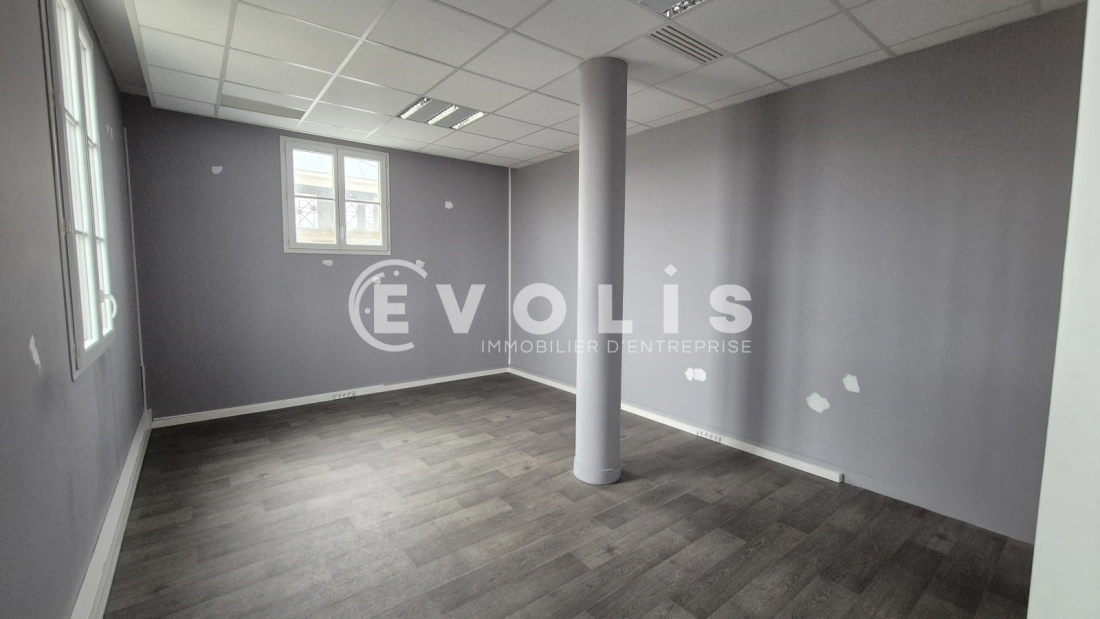 Photo 11 – location bureaux	CHESSY (77700)