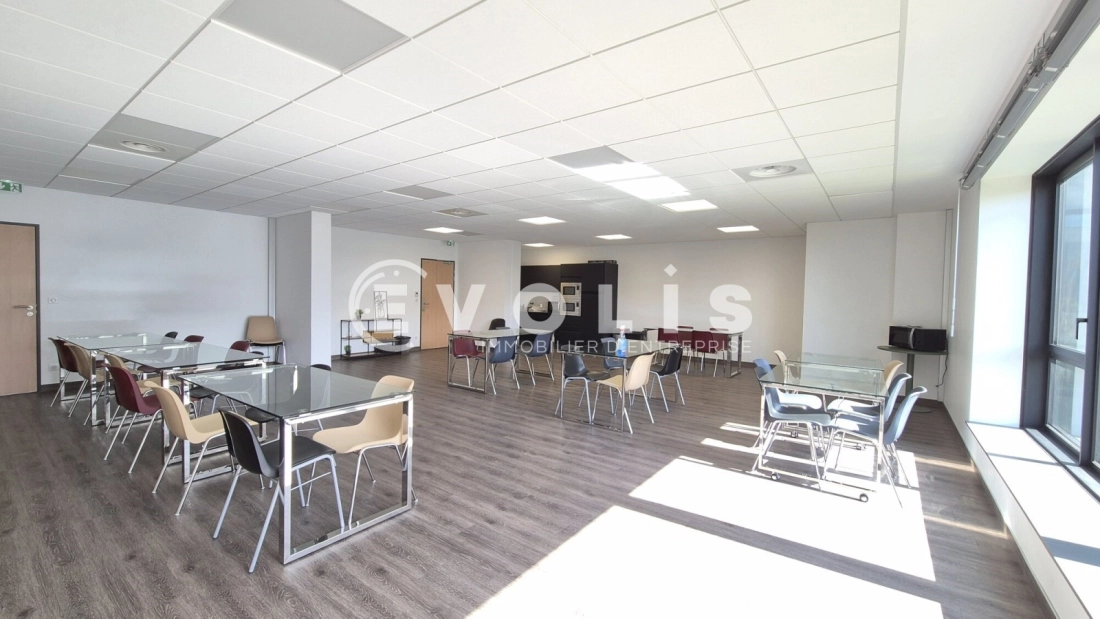Photo 12 – vente bureaux	JOSSIGNY (77600)