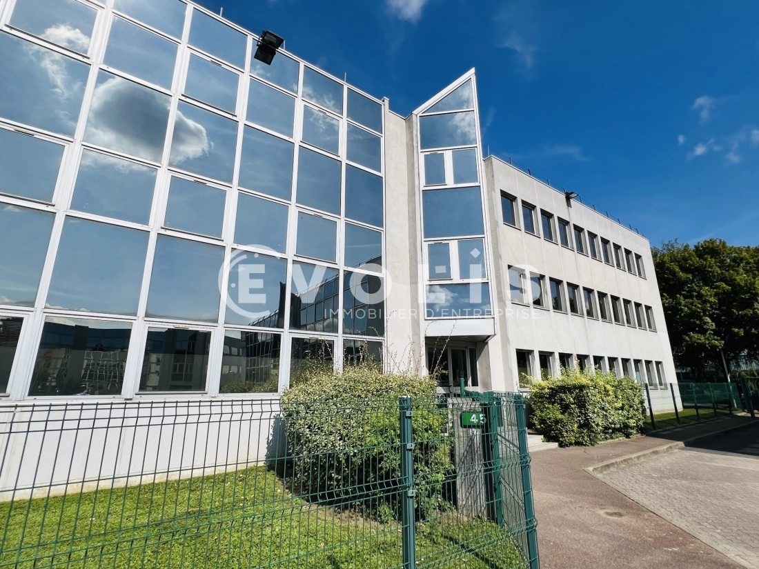 Photo 1 – location bureaux	NOISIEL (77186)
