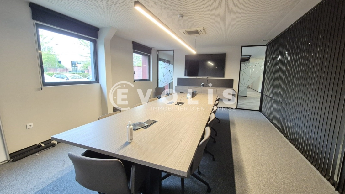 Photo 13 – location Entrepôts / activités	BUSSY SAINT MARTIN (77600)