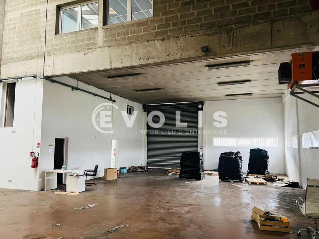 Photo 3 – vente Entrepôts / activités	PONTAULT COMBAULT (77340)