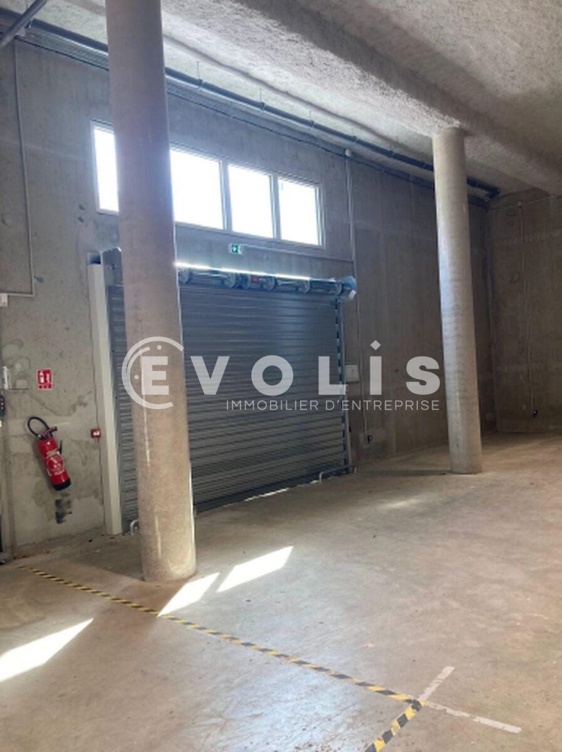 Photo 2 – location Entrepôts / activités	LYON (69007)