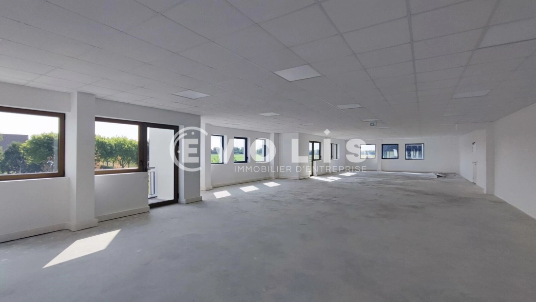 Photo 3 – vente Entrepôts / activités	BAILLY ROMAINVILLIERS (77700)