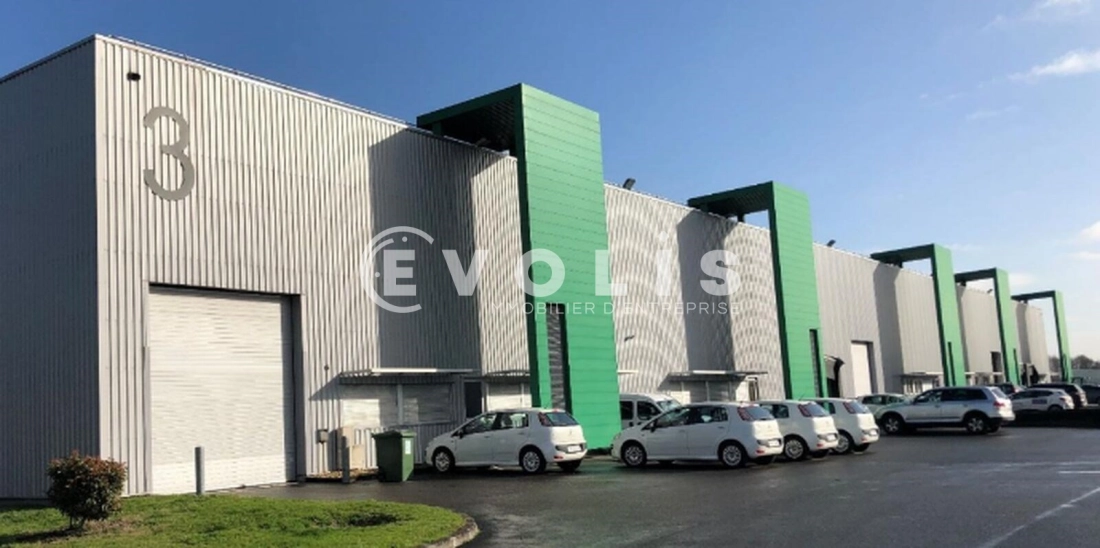 Photo 1 – location Entrepôts / activités	BLANQUEFORT (33290)