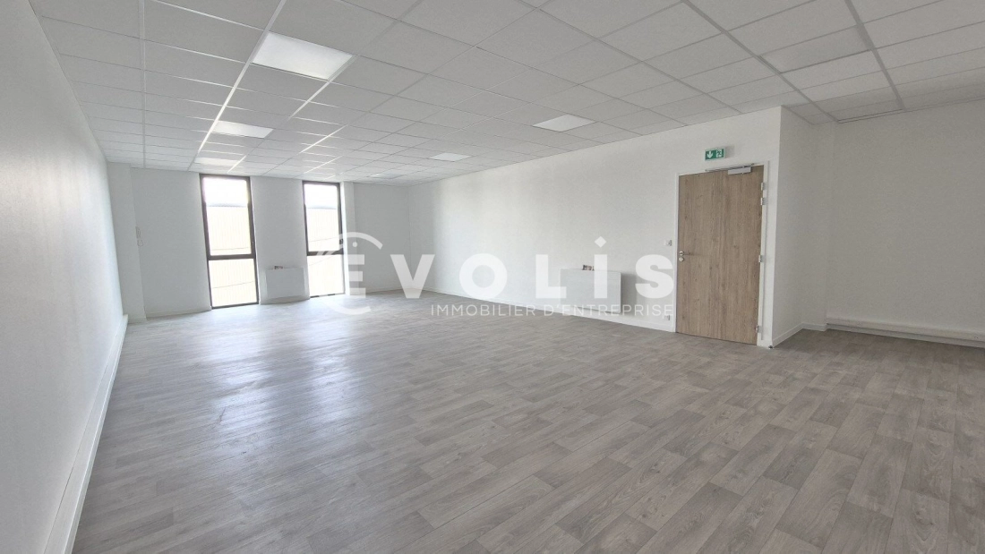 Photo 6 – location Entrepôts / activités	BAILLY ROMAINVILLIERS (77700)