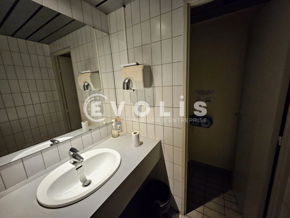 Photo 2 – location Entrepôts / activités	VITRY SUR SEINE (94400)