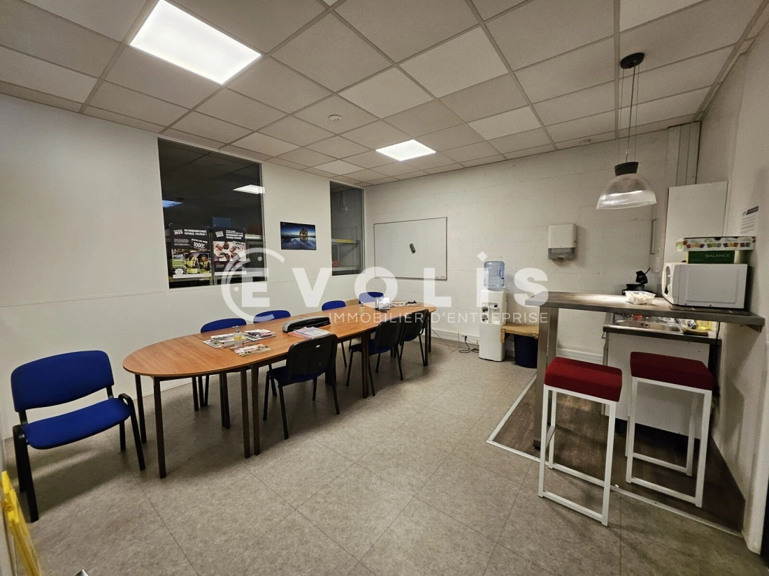 Photo 5 – location Entrepôts / activités	VITRY SUR SEINE (94400)