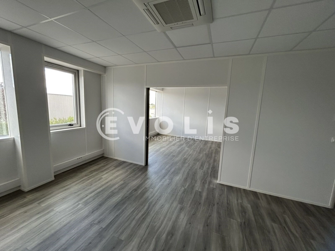 Photo 10 – location bureaux	ARTIGUES PRES BORDEAUX (33370)