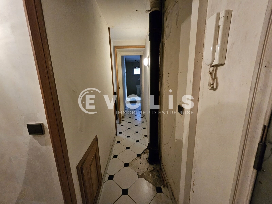 Photo 8 – location Entrepôts / activités	MONTROUGE (92120)