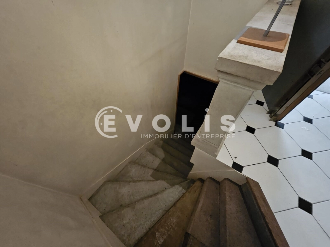 Photo 14 – location Entrepôts / activités	MONTROUGE (92120)