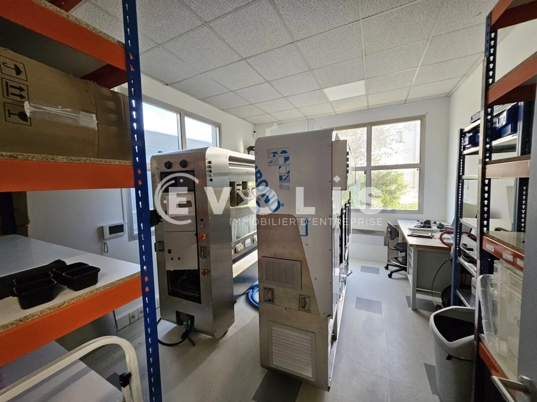 Photo 2 – location bureaux	BAGNEUX (92220)