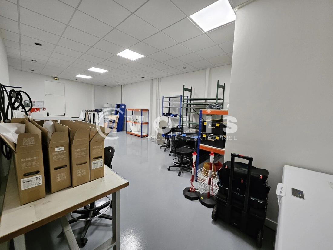 Photo 4 – location bureaux	BAGNEUX (92220)