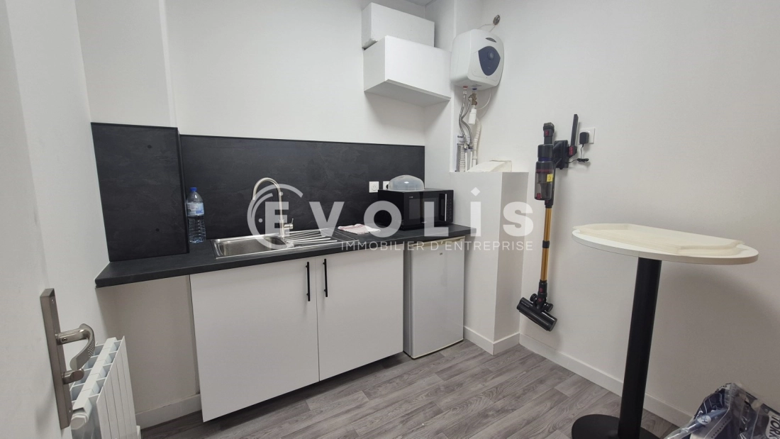 Photo 15 – location Entrepôts / activités	SERRIS (77700)