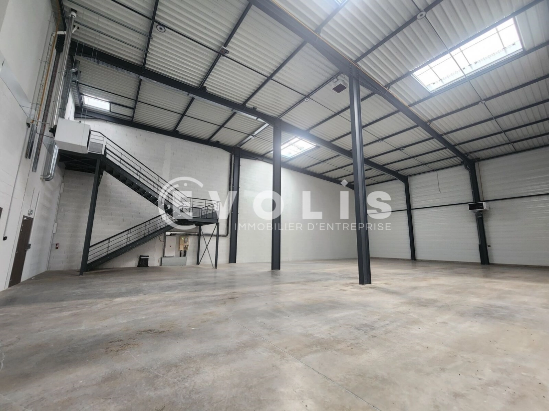 Photo 9 – location Entrepôts / activités	HEYRIEUX (38540)