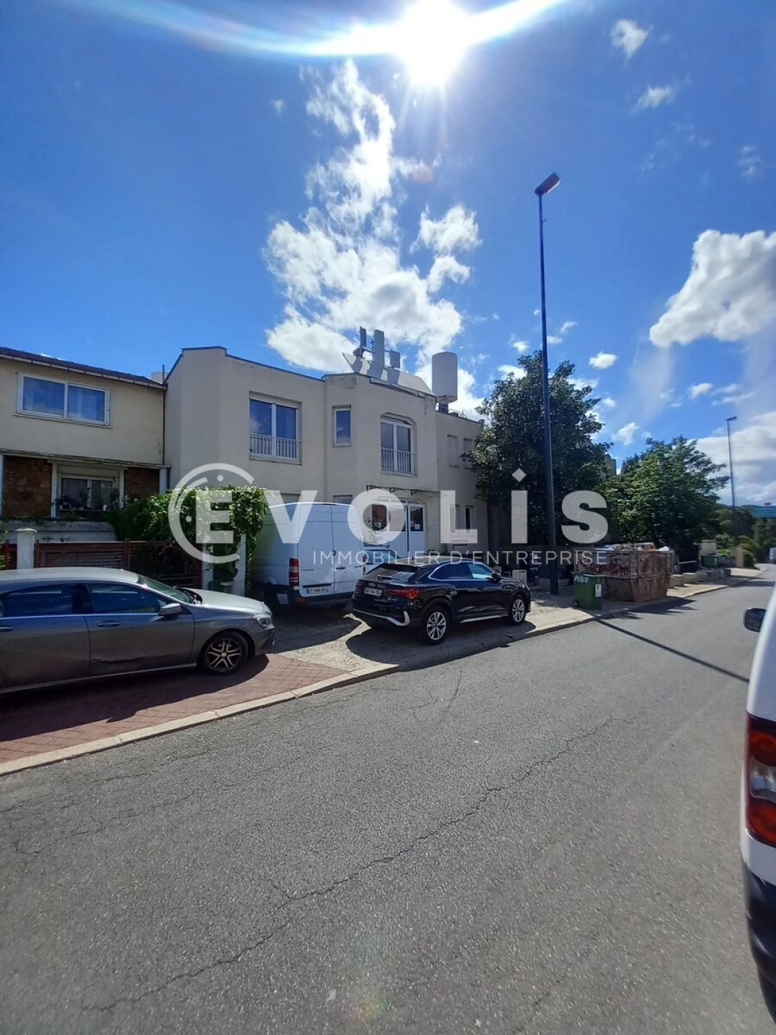 Photo 1 – location bureaux	CLAMART (92140)