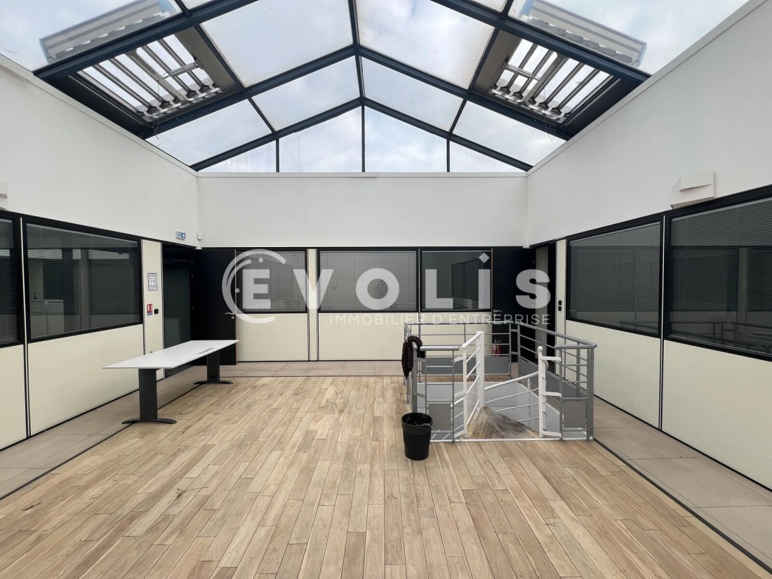 Photo 2 – vente Entrepôts / activités	VILLIERS SUR MARNE (94350)