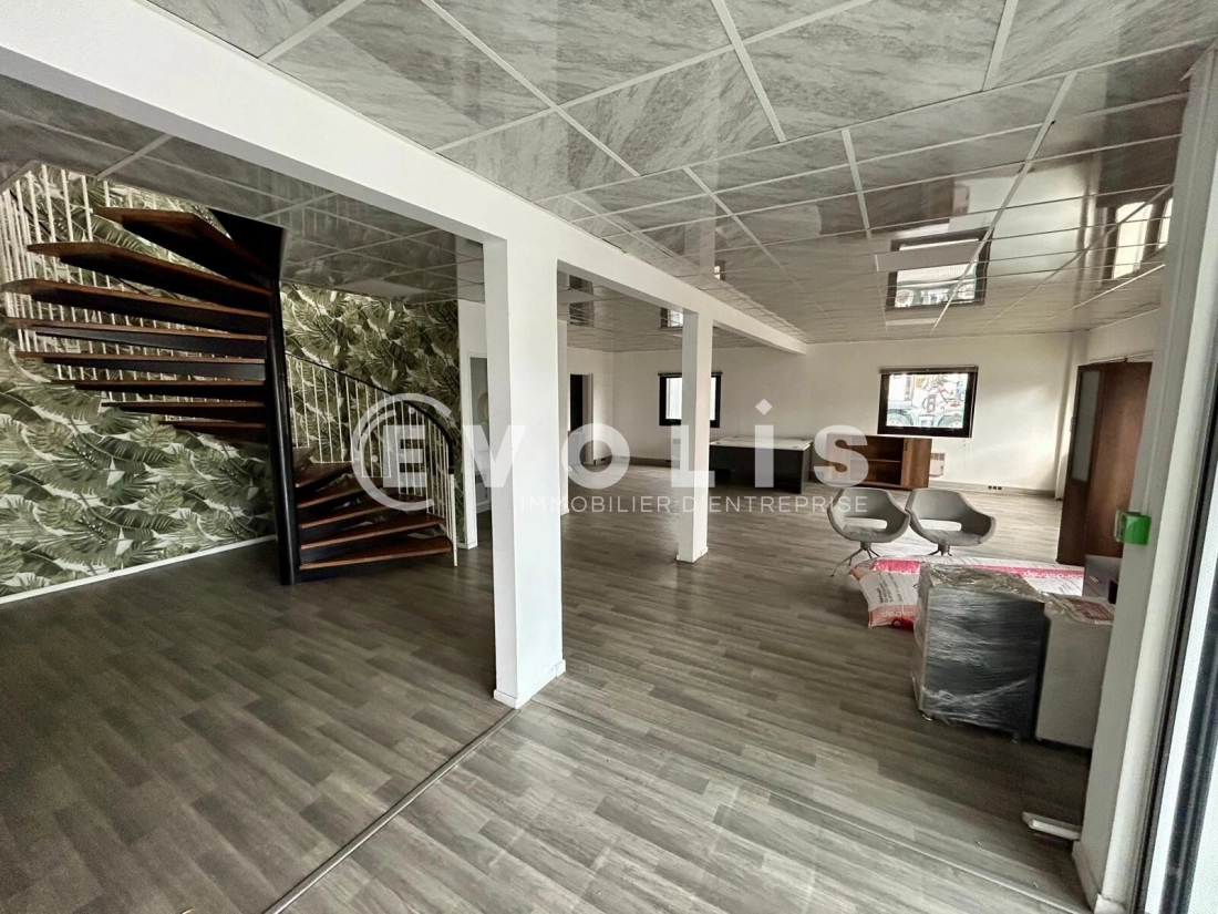 Photo 9 – vente Entrepôts / activités	LISSES (91090)