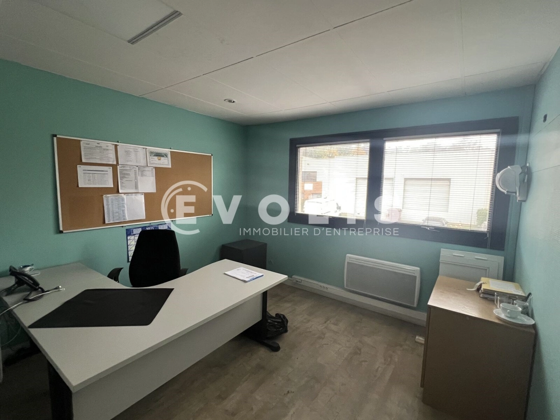 Photo 5 – location Entrepôts / activités	NOISIEL (77186)