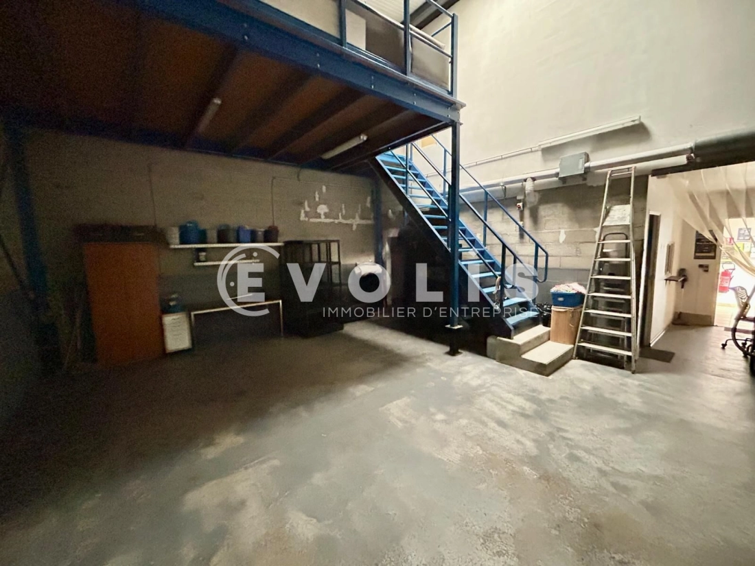 Photo 3 – location Entrepôts / activités	ORMOY (91540)