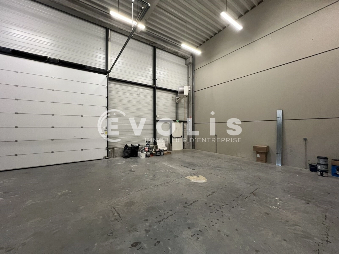 Photo 9 – location Entrepôts / activités	SAINT QUENTIN FALLAVIER (38070)