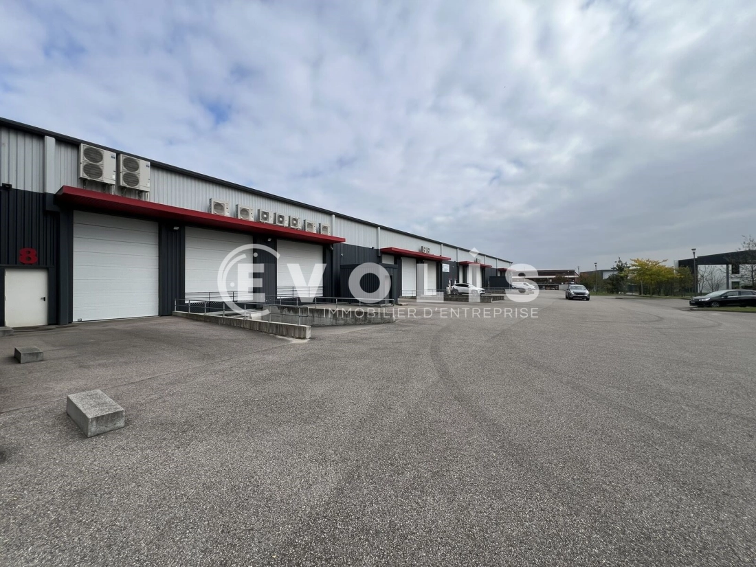 Photo 7 – location Entrepôts / activités	SAINT QUENTIN FALLAVIER (38070)