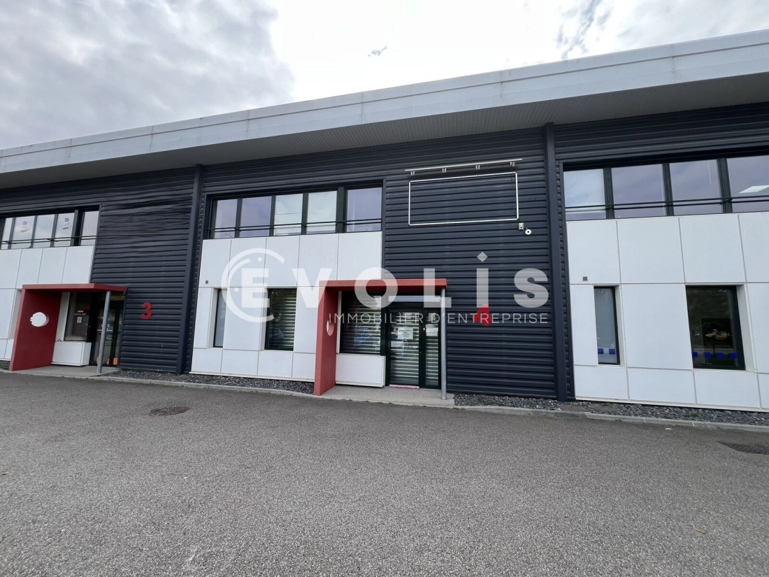 Photo 2 – location Entrepôts / activités	SAINT QUENTIN FALLAVIER (38070)