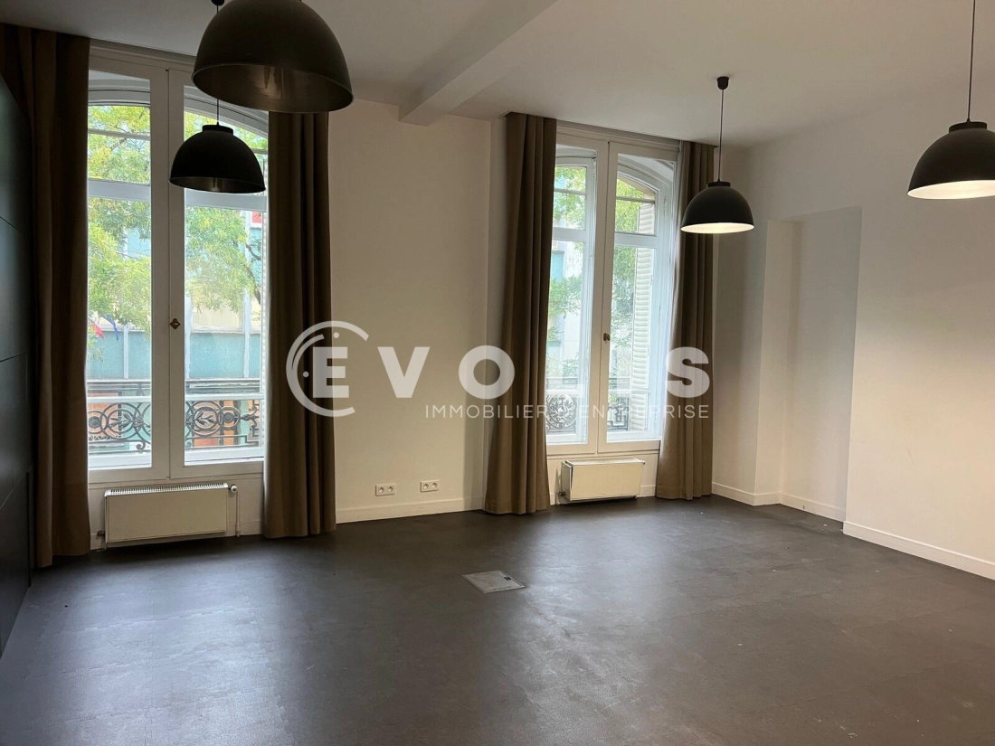 Photo 2 – location bureaux	PARIS (75014)
