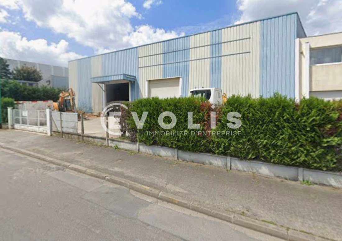 Photo 1 – location Entrepôts / activités	MORANGIS (91420)