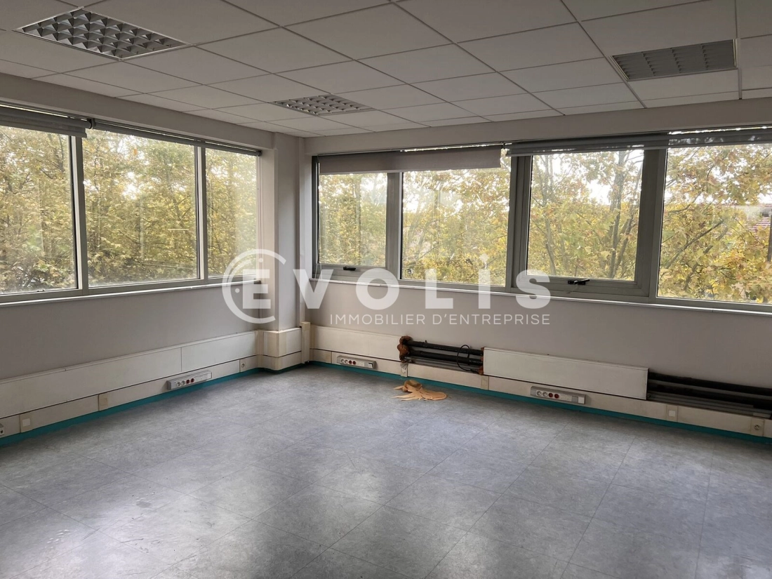 Photo 2 – location bureaux	BORDEAUX (33000)