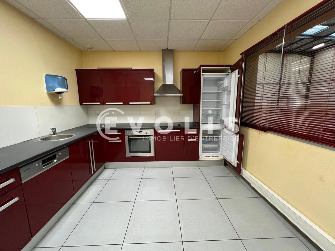 Photo 10 – vente Entrepôts / activités	LOZANNE (69380)