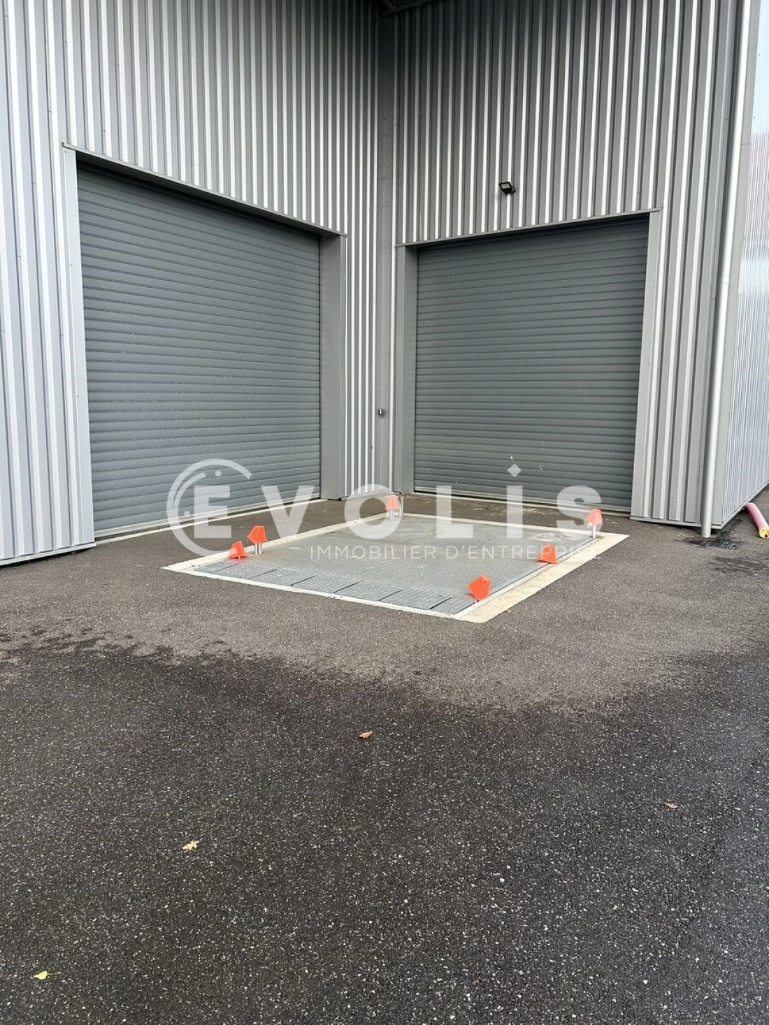 Photo 5 – location Entrepôts / activités	TRESSES (33370)