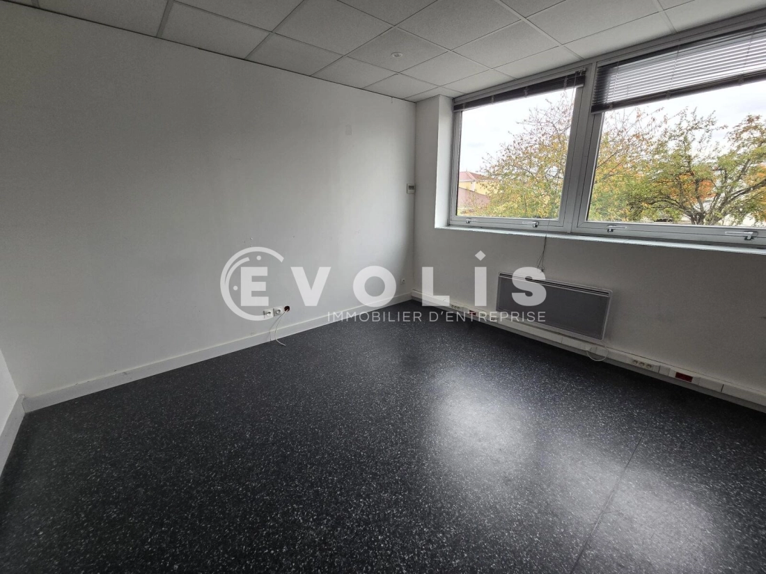 Photo 7 – location bureaux	NOZAY (91620)