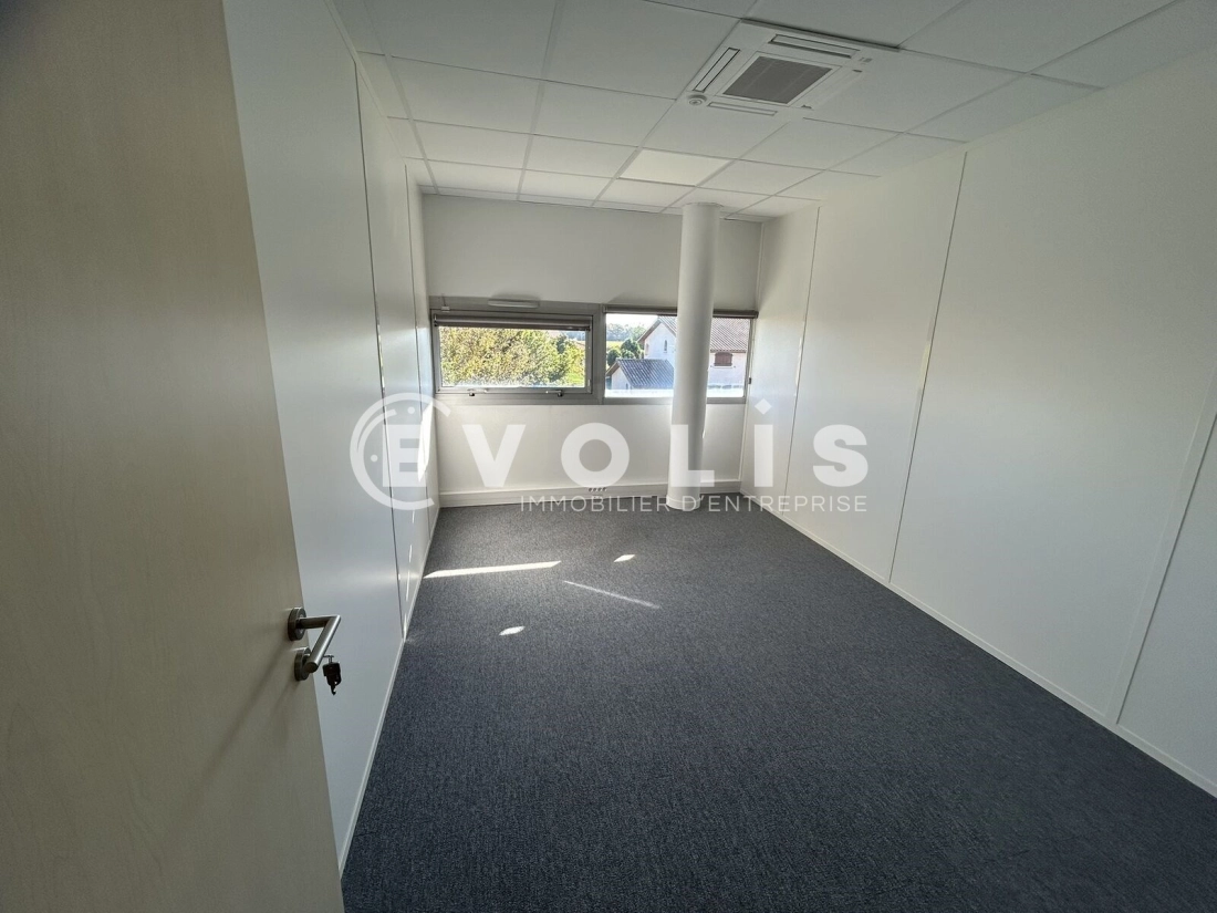 Photo 5 – location bureaux	CANEJAN (33610)