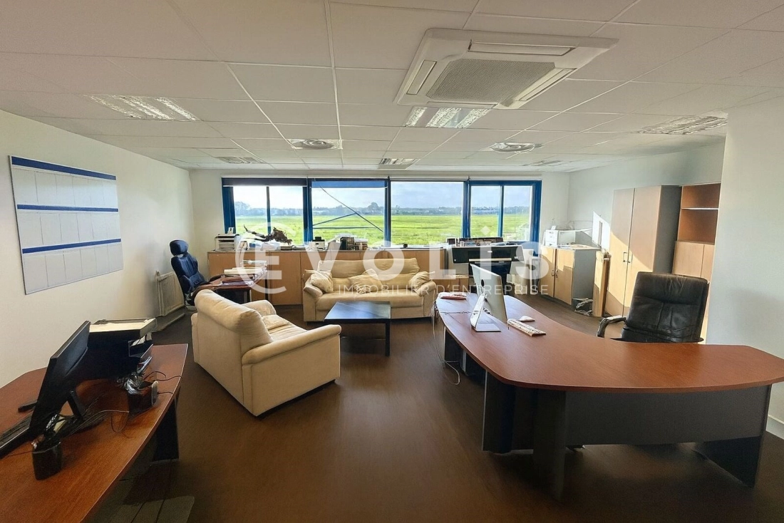 Photo 4 – vente Entrepôts / activités	CROISSY BEAUBOURG (77183)