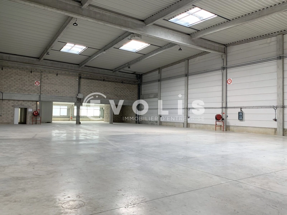 Photo 9 – location Entrepôts / activités	LIEUSAINT (77127)