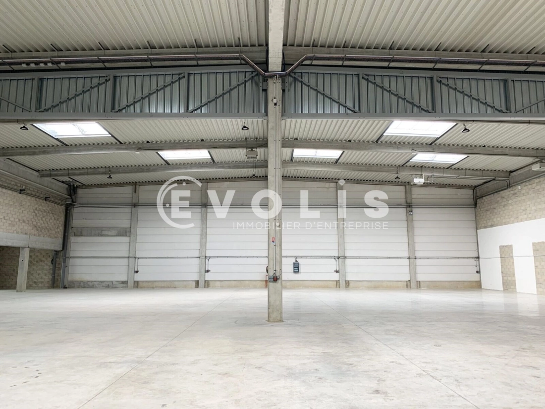 Photo 6 – location Entrepôts / activités	LIEUSAINT (77127)