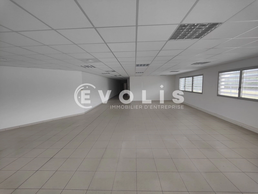 Photo 12 – location bureaux	GRIGNY (91350)