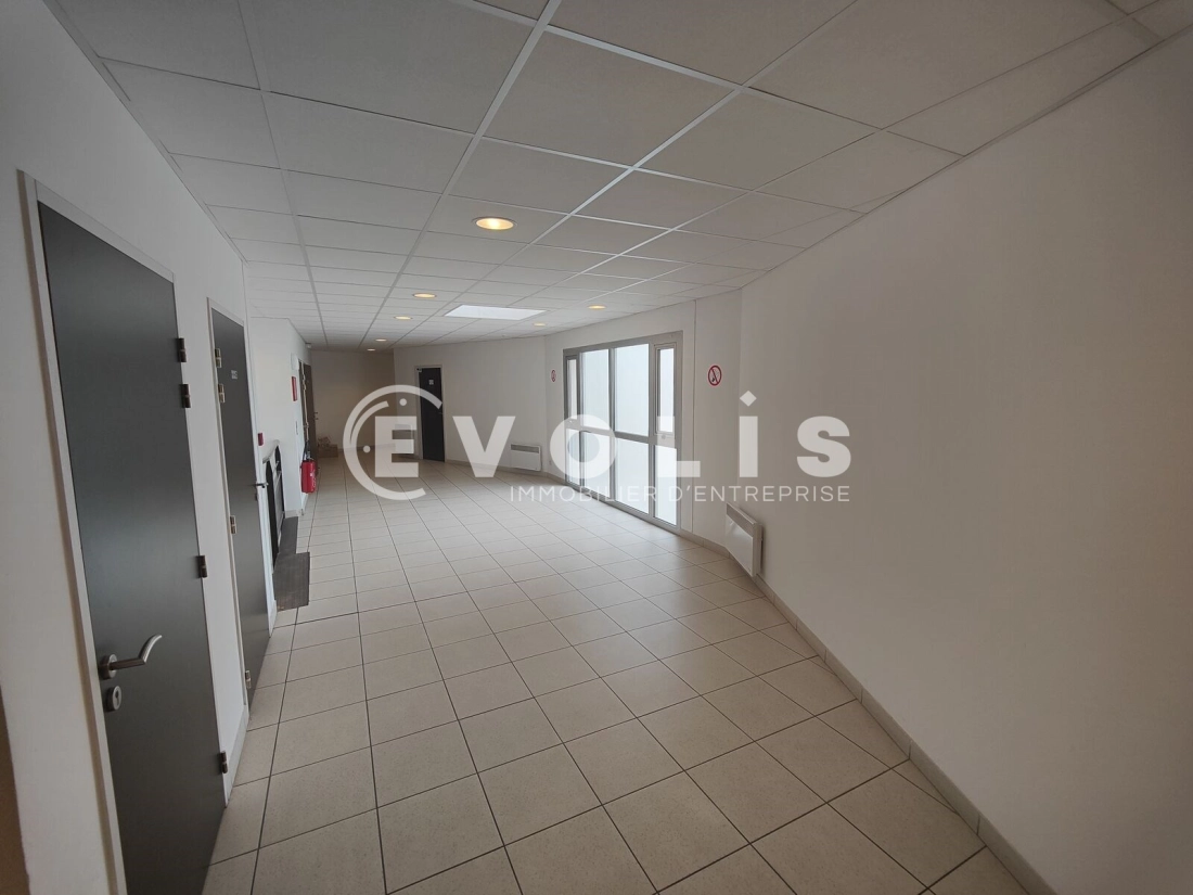 Photo 14 – location bureaux	GRIGNY (91350)