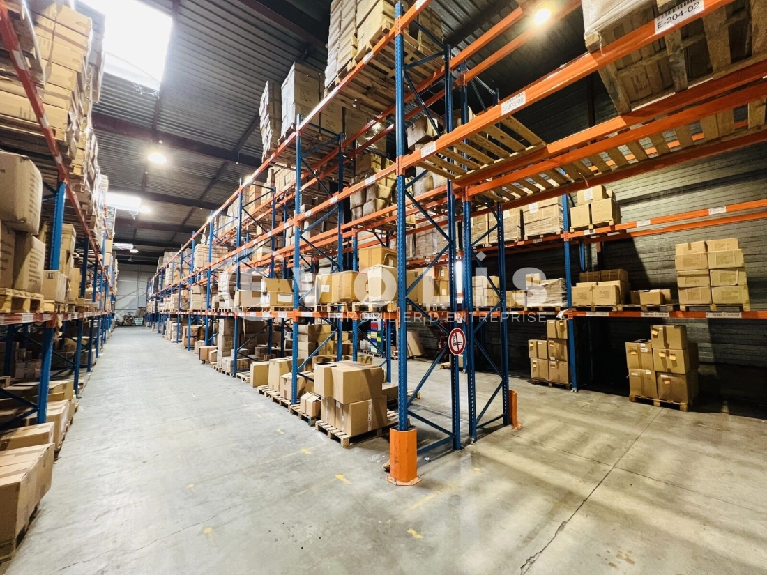 Photo 4 – location Entrepôts / activités	EMERAINVILLE (77184)