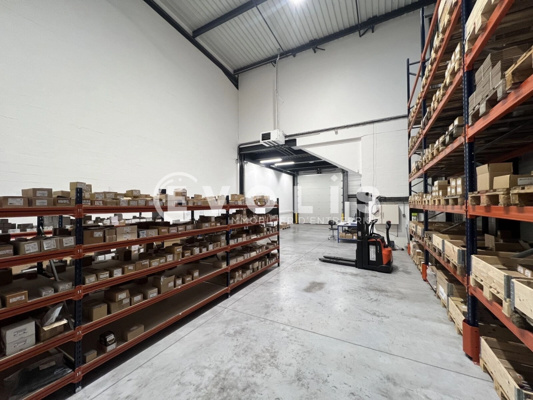 Photo 3 – location Entrepôts / activités	VAIRES SUR MARNE (77360)