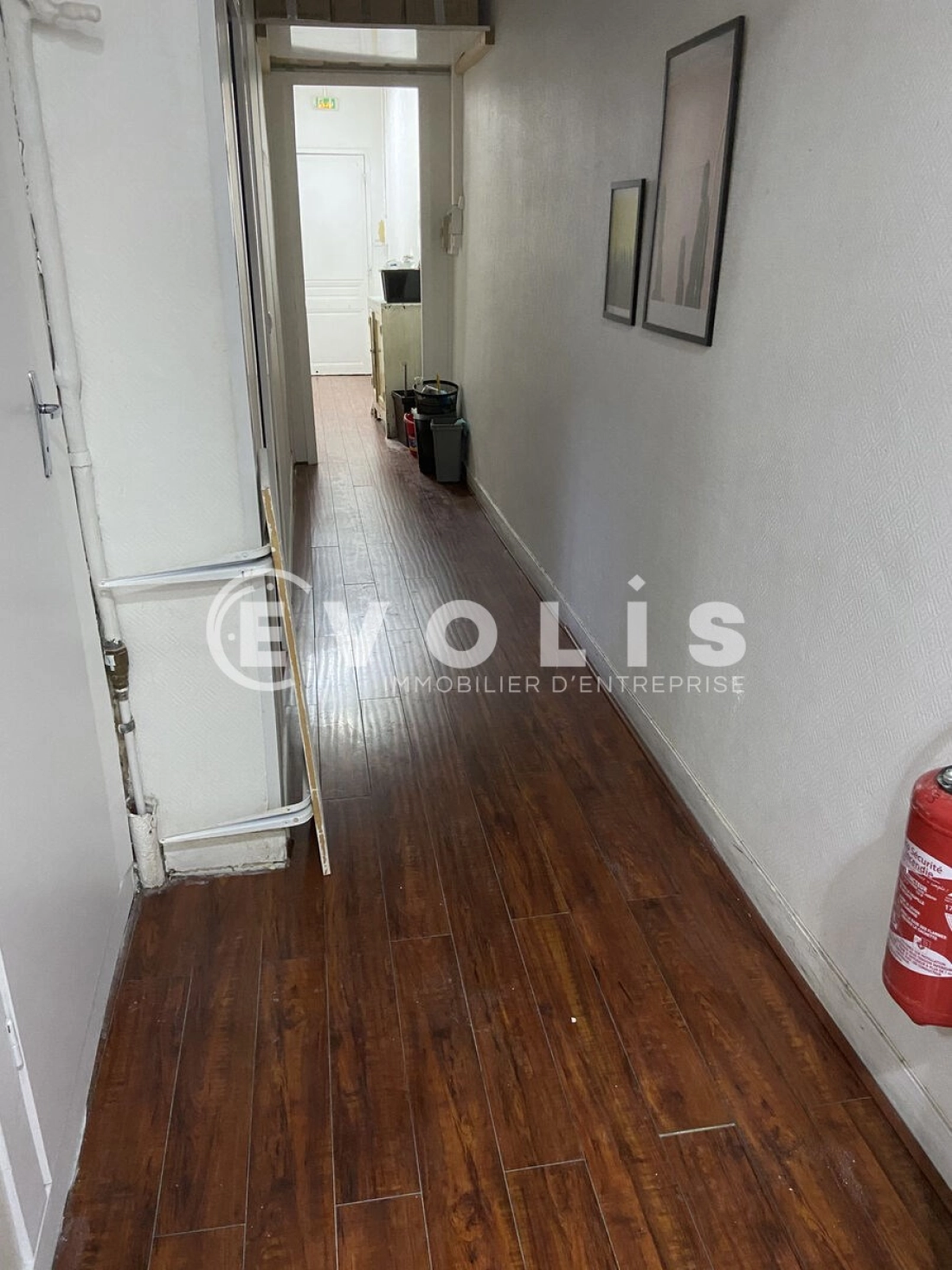 Photo 2 – location bureaux	PARIS (75010)