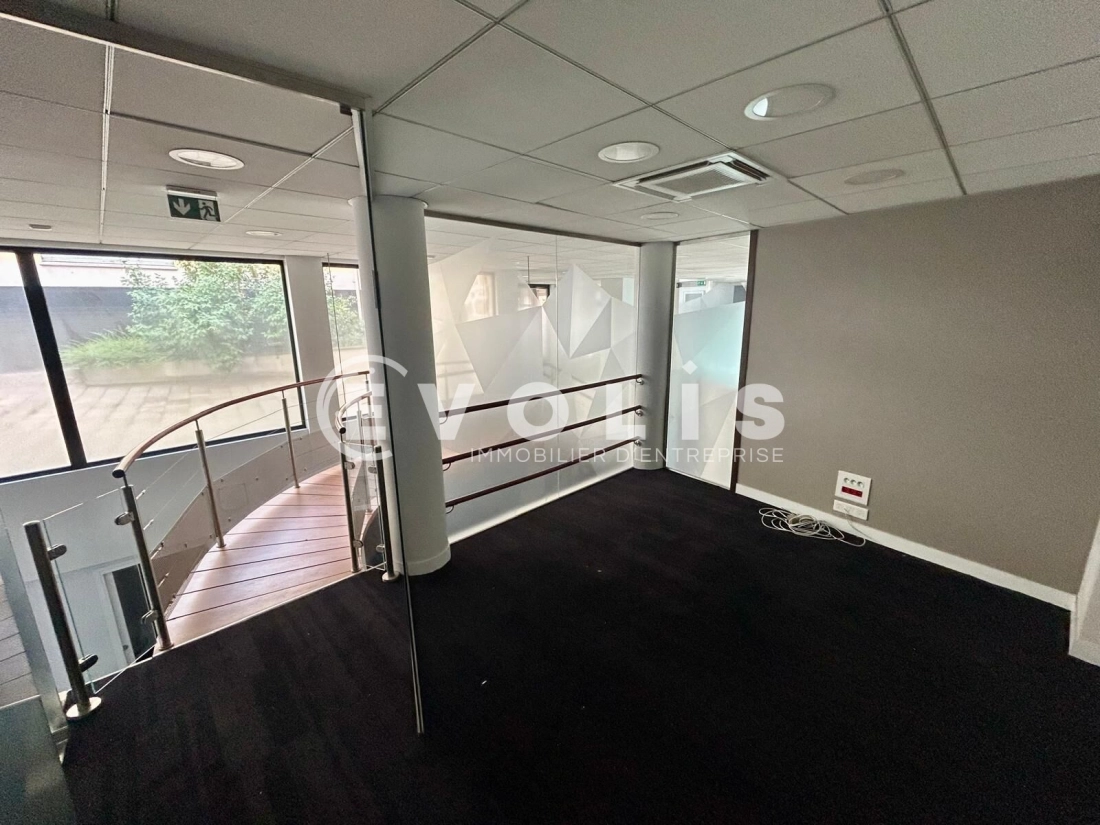 Photo 7 – location Locaux commerciaux	PALAISEAU (91120)